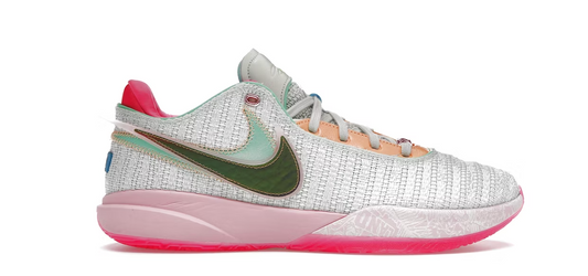 LeBron 20 time Machine