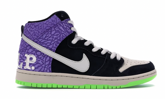 Send Help 2 Nike Dunk high