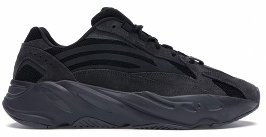 Vanta Yeezy 700 V2