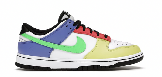 Green Strike (W) Dunk Low