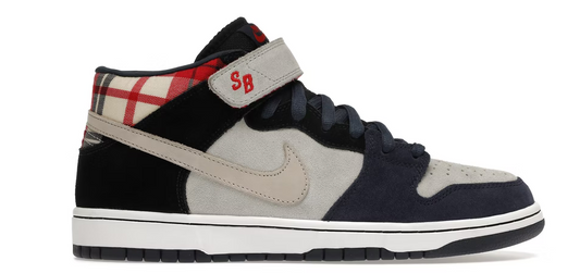 Goofy Boy Nike SB Dunk Mid